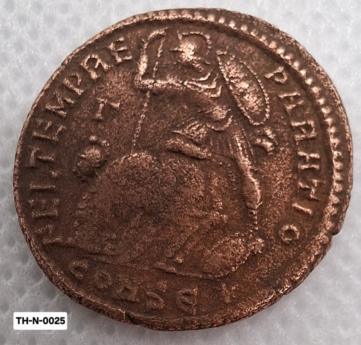 Constâncio II. Maiorina FEL TEMP REPARATIO. Constantinopla, 348 a 351 d.C. RIC VIII 82